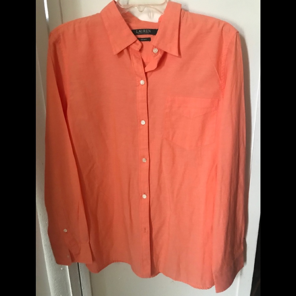 Tailored Buttoned Down Shirt